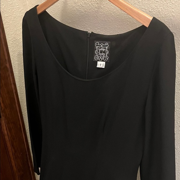 Cynthia Rowley Elegant Black Dress with White Embroidery - Picture 12 of 12